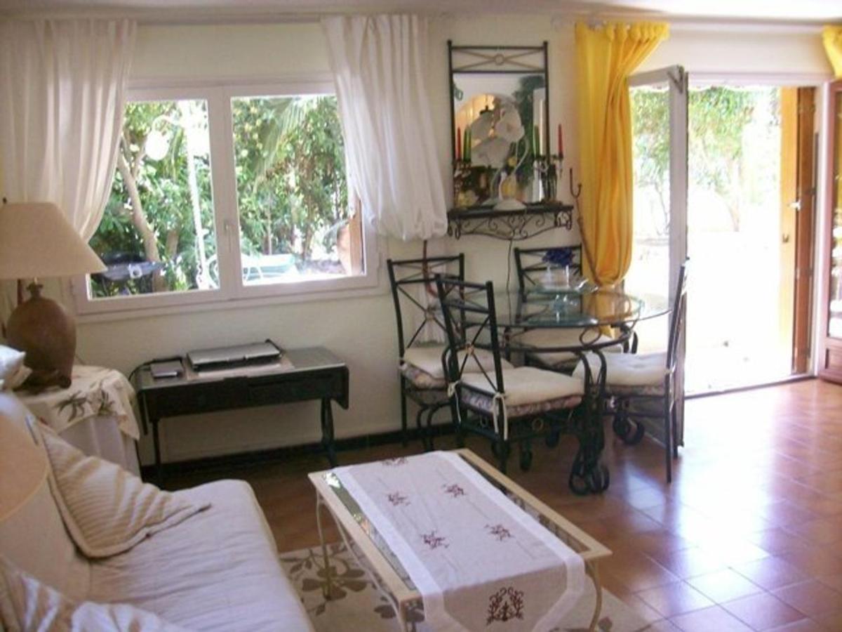 Appartement Cosy Avec Terrasse Et Parking, A 2 Pas De La Plage De Saint-Clair - Menage Inclus - Fr-1-251-12 Le Lavandou Bagian luar foto